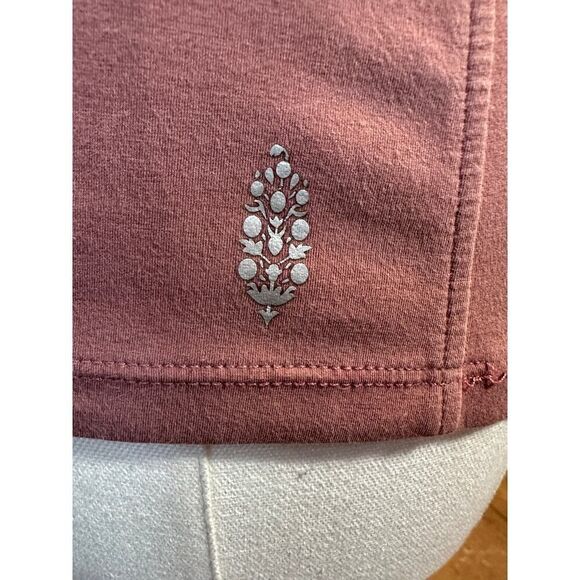 Free People Movement FP Size Small Rose Strappy Back Tank Camo Built in Bra - Picture 10 of 16